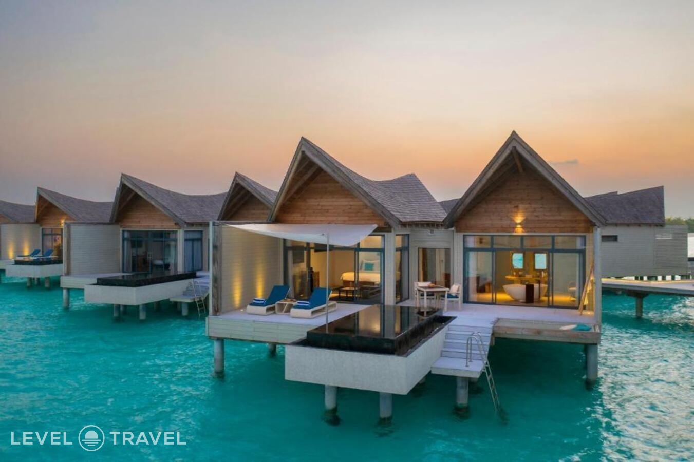 Вилла Overwater Sunrise Lagoon — фото 2
