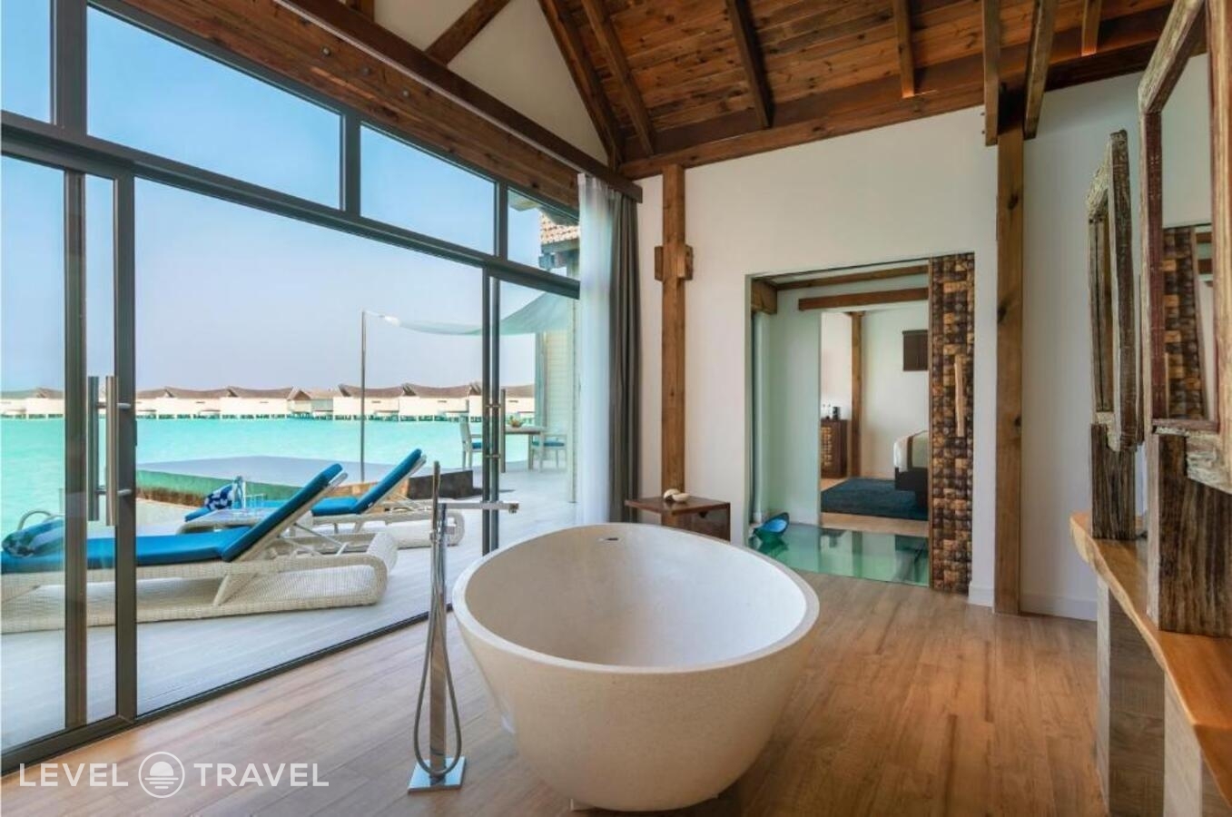 Вилла Overwater Sunrise Lagoon — фото 3