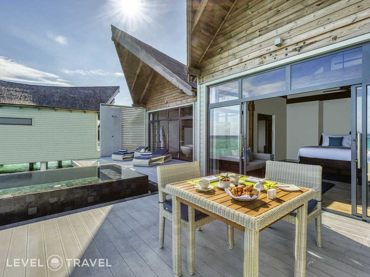 Вилла Overwater Sunrise Lagoon — фото 7