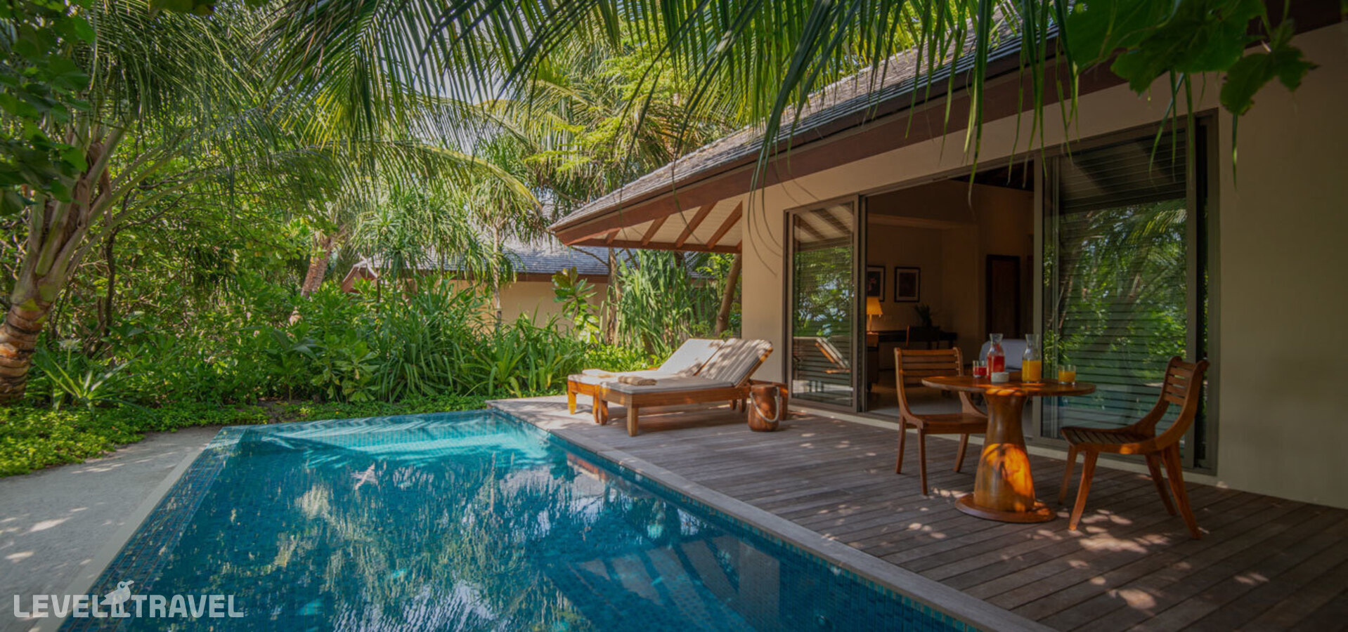 фотографии номера Пляжная вилла Sunset с бассейном отеля The Residence Maldives At Dhigurah в Мальдивы(Гаафу Алиф Атолл) - фото №3