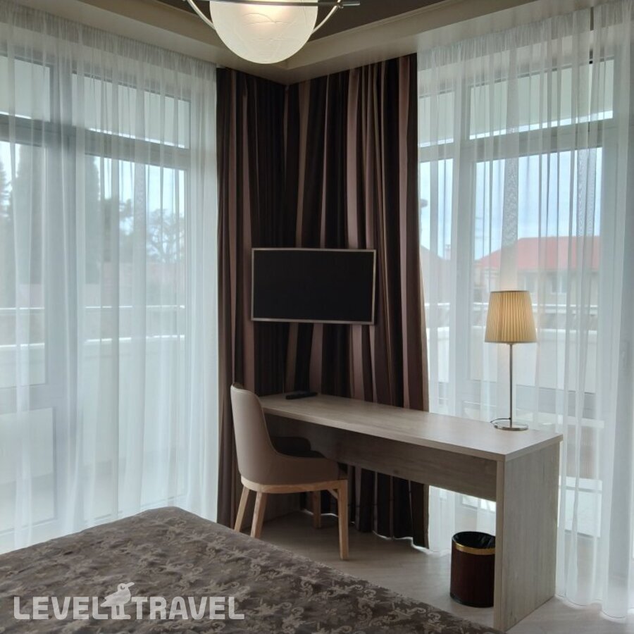 Двухместный номер Comfort superior с балконом двуспальная кровать — фото 3