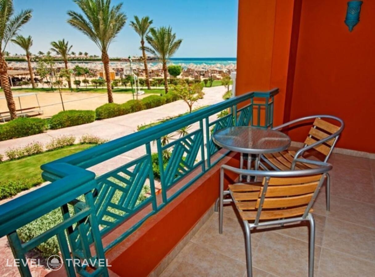 фотографии номера Стандартный с боковым видом на море отеля Sunrise Garden Beach Resort в Египет(Хургада (город)) - фото №1