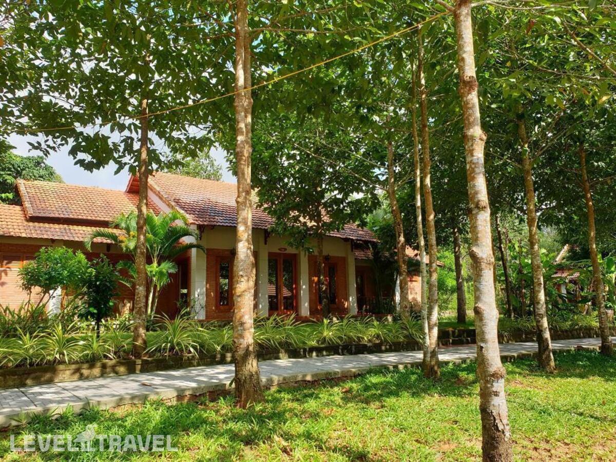 фотографии номера Вилла с видом на горы отеля The Garden House Phu Quoc в Вьетнам(Фукуок) - фото №1