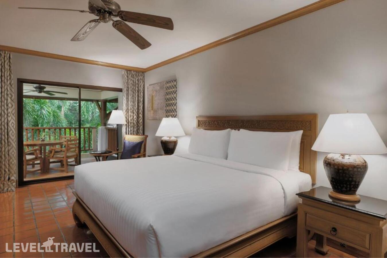 фотографии номера Апартаменты с 2 комнатами с балконом и с видом на сад отеля Marriott's Phuket Beach Club в Таиланд(Май Као Бич) - фото №6