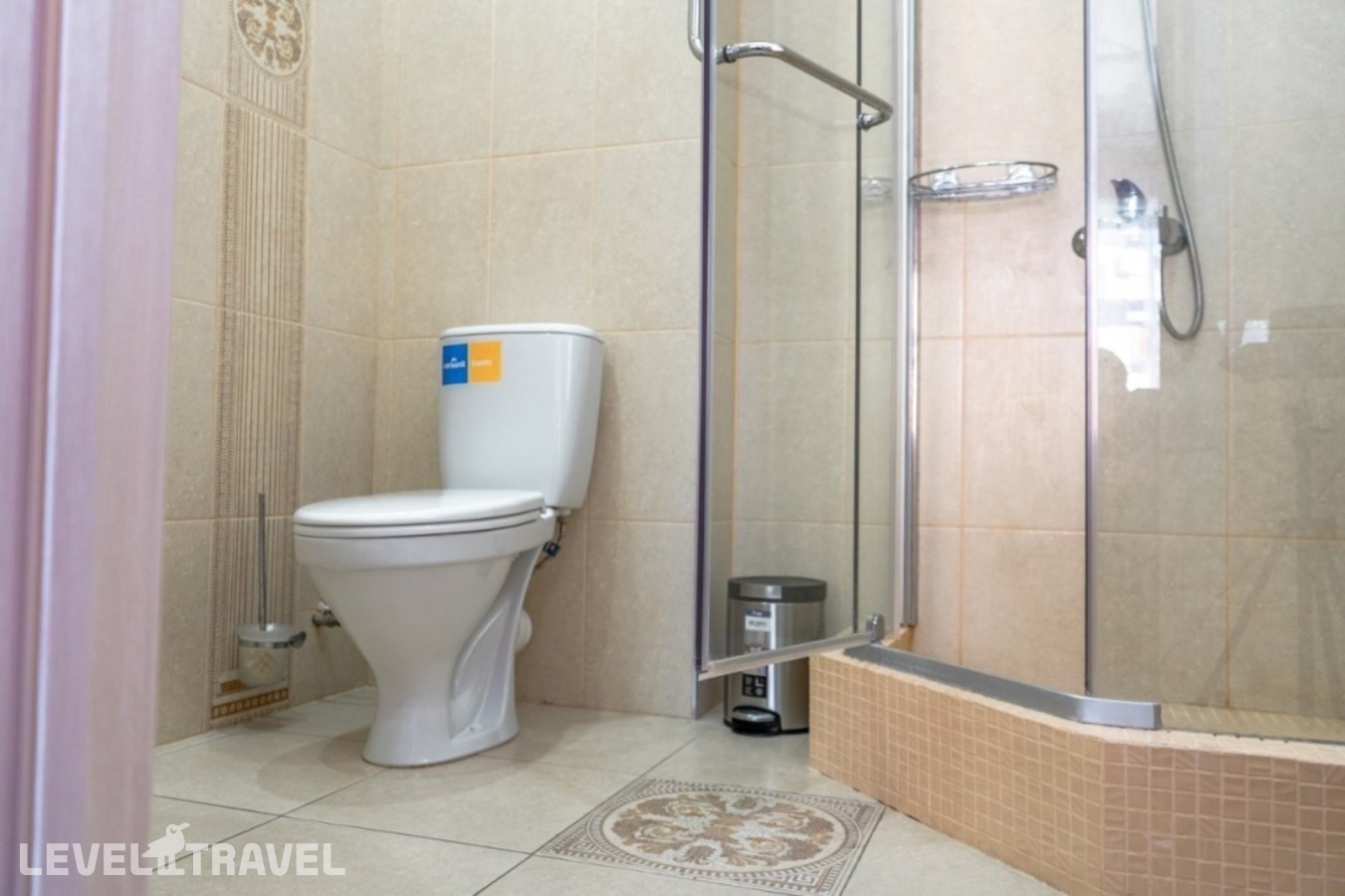 фотографии номера Пятиместный семейный номер Standard с балконом отеля Golden Sunrise Hotel в Россия(Лермонтово) - фото №6