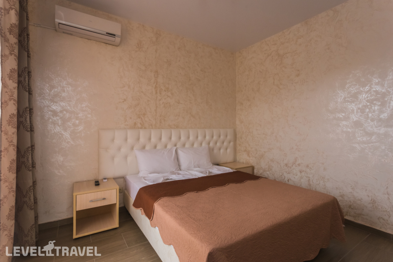 фотографии номера Люкс Premium с 2 комнатами с балконом и с видом на море отеля Golden Sunrise Hotel в Россия(Лермонтово) - фото №6