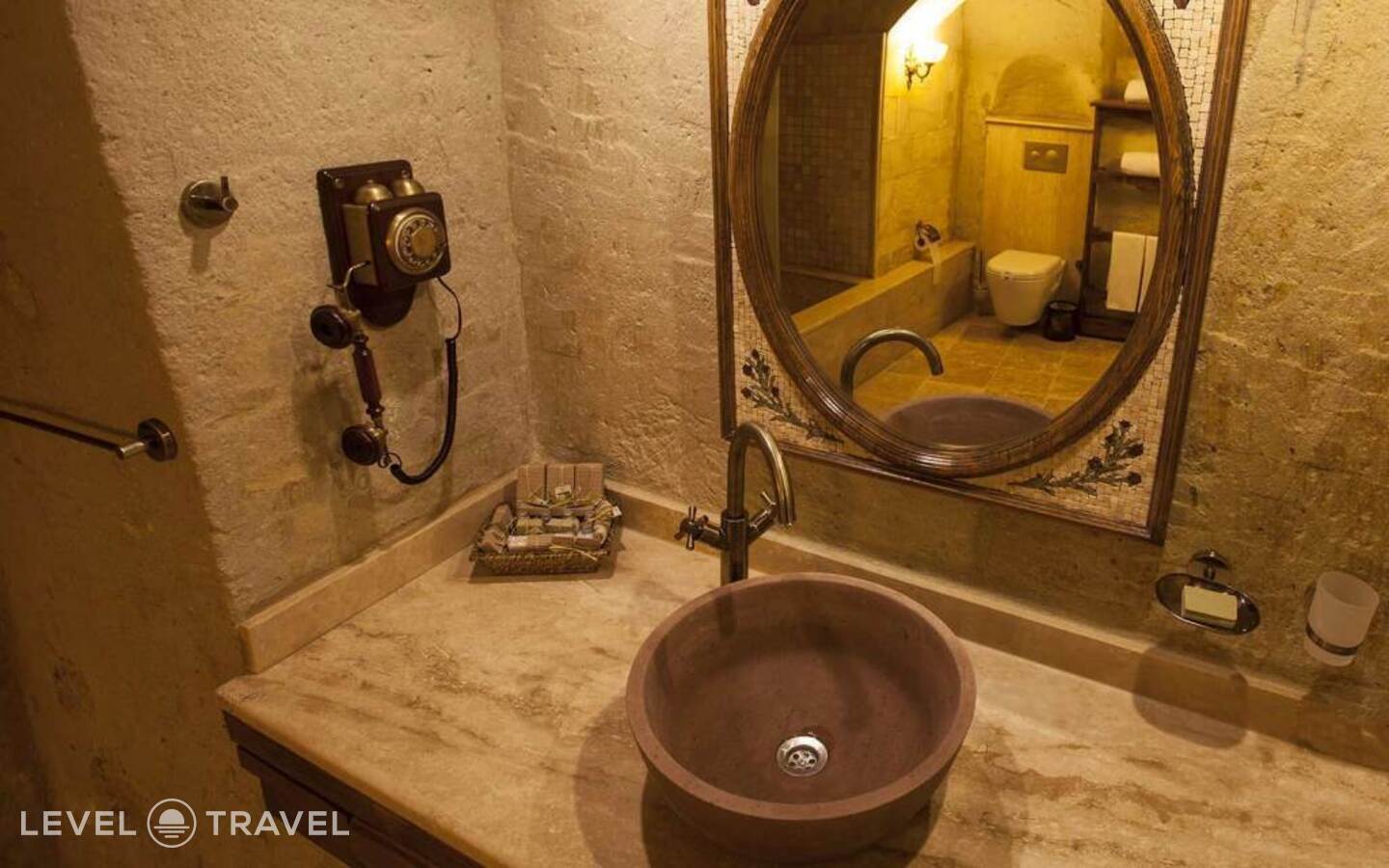 фотографии номера Двухместный номер Prime двуспальная кровать отеля Kayakapi Premium Caves Cappadocia Hotel в Турция(Ургюп) - фото №10