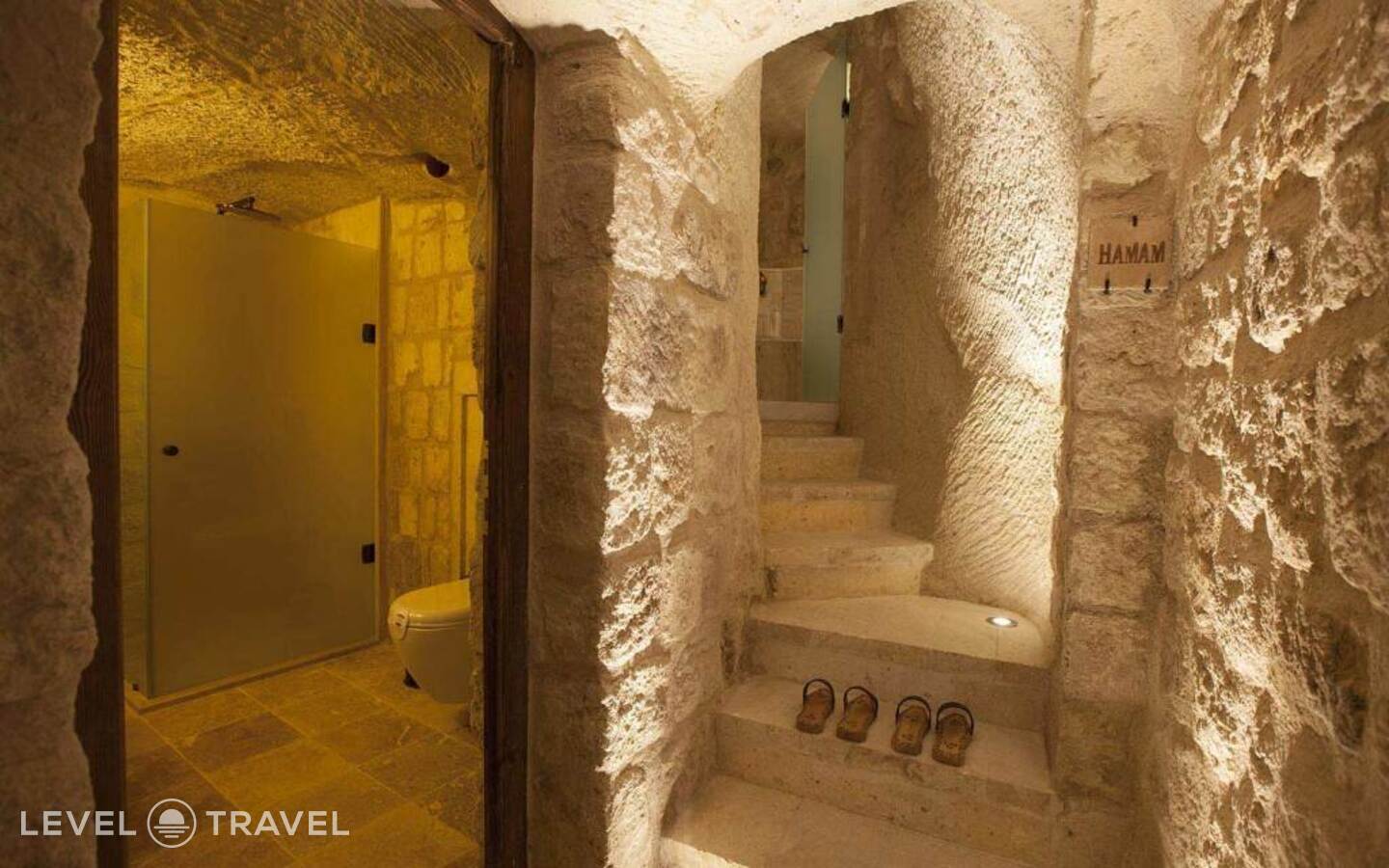 фотографии номера Двухместный люкс Glorious Cave двуспальная кровать отеля Kayakapi Premium Caves Cappadocia Hotel в Турция(Ургюп) - фото №10