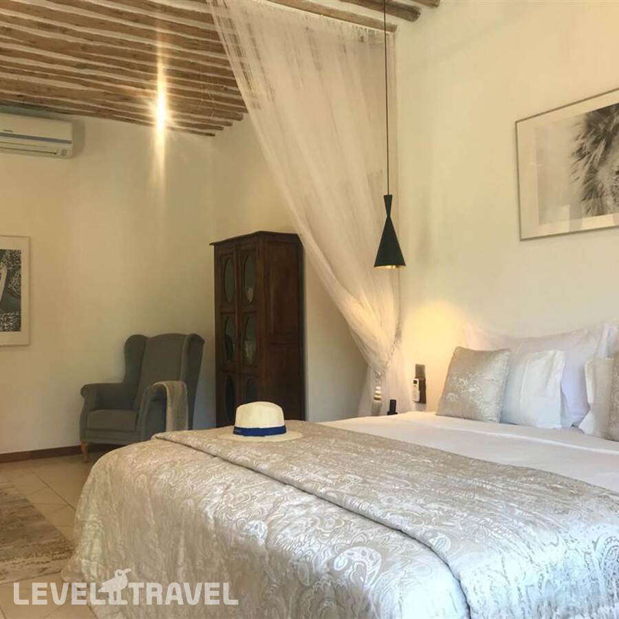 фотографии номера Номер Cinnamon отеля White Sand Luxury Villa в Танзания(Паже) - фото №4