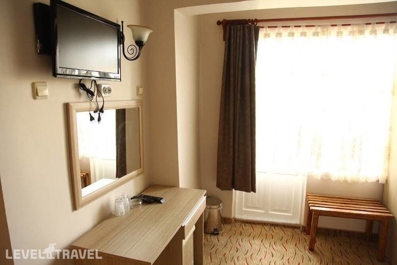 фотографии номера Стандартный с видом на город отеля Yasemin Hotel в Турция(Фетхие - центр) - фото №8