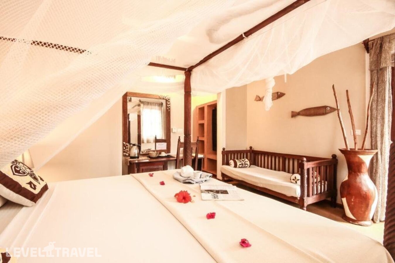 фотографии номера Стандартный с видом на сад отеля Sahari Zanzibar Beach Hotel Resort в Танзания(Бведжу) - фото №12