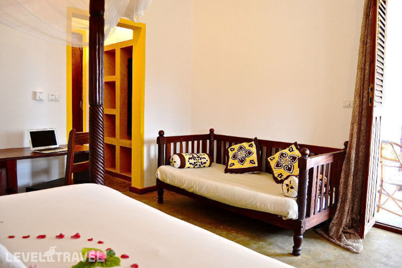 фотографии номера Стандартный с видом на сад отеля Sahari Zanzibar Beach Hotel Resort в Танзания(Бведжу) - фото №4