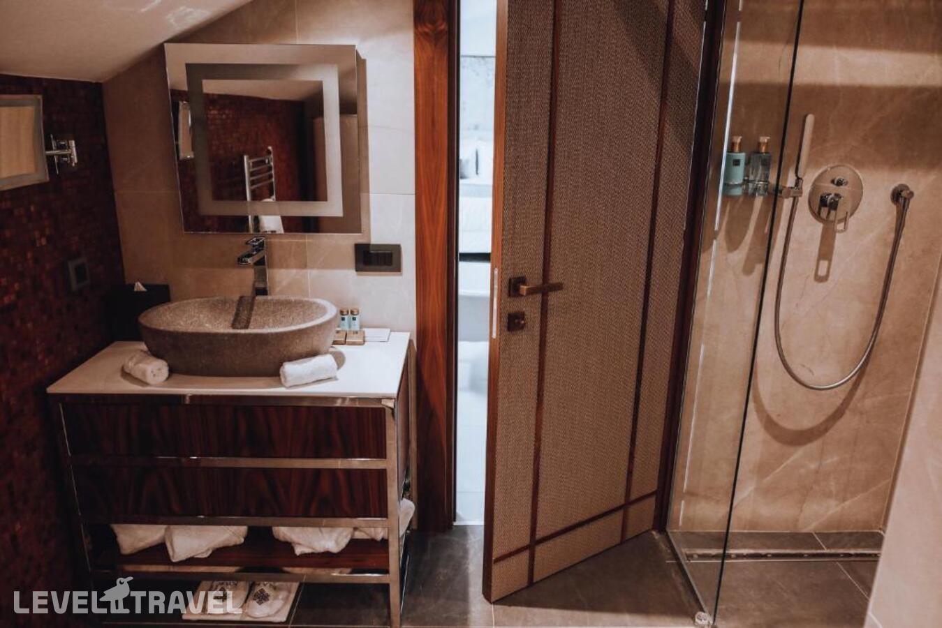 фотографии номера Полулюкс отеля Ananti Resort Residence & Beach Club в Черногория(Петровац) - фото №4