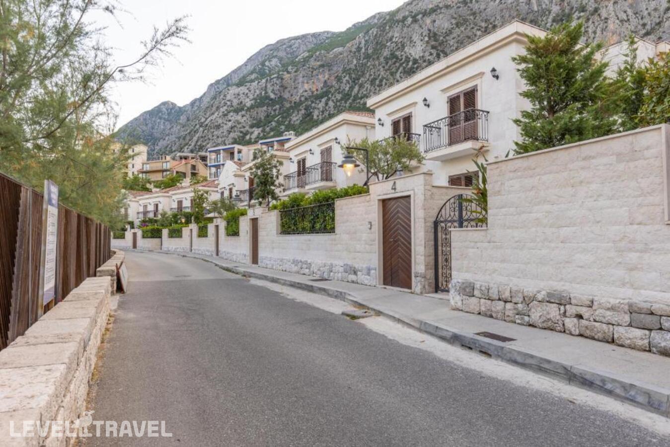фотографии номера Вилла с видом на пляж отеля Huma Kotor Bay (Ex.Allure Palazzi Kotor Bay) в Черногория(Котор) - фото №19