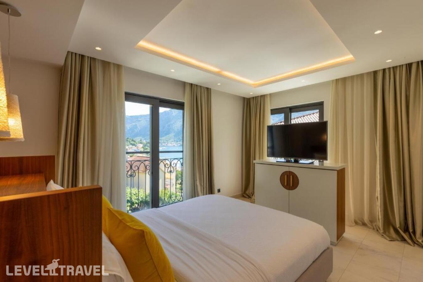 фотографии номера Люкс с видом на море отеля Huma Kotor Bay (Ex.Allure Palazzi Kotor Bay) в Черногория(Котор) - фото №6