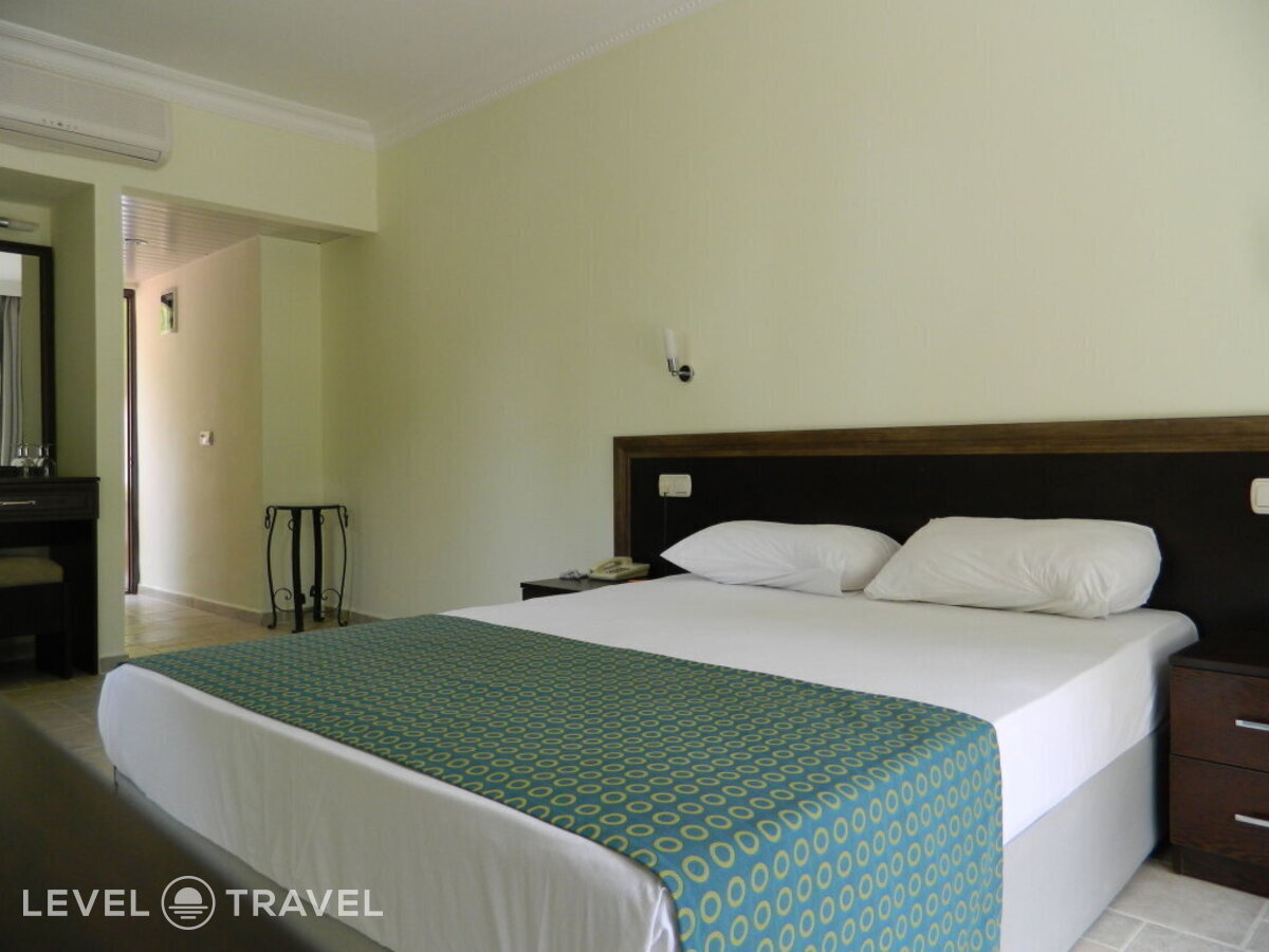 фотографии номера Делюкс отеля Flamingo Hotel Oludeniz в Турция(Олюдениз) - фото №1