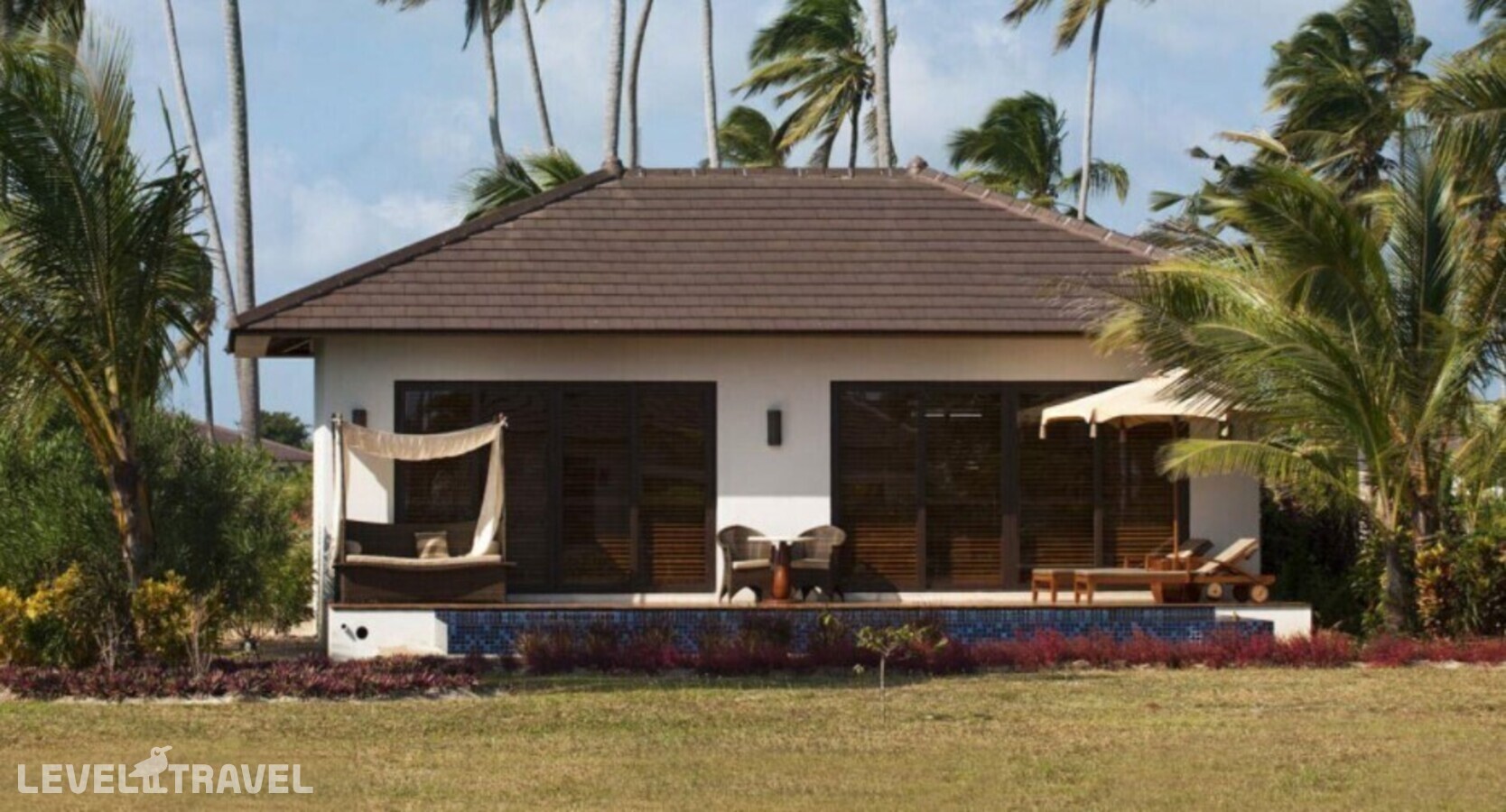 фотографии номера Роскошная вилла с бассейном и видом на сад отеля The Residence Hotel в Танзания(Кизимкази Бич) - фото №2