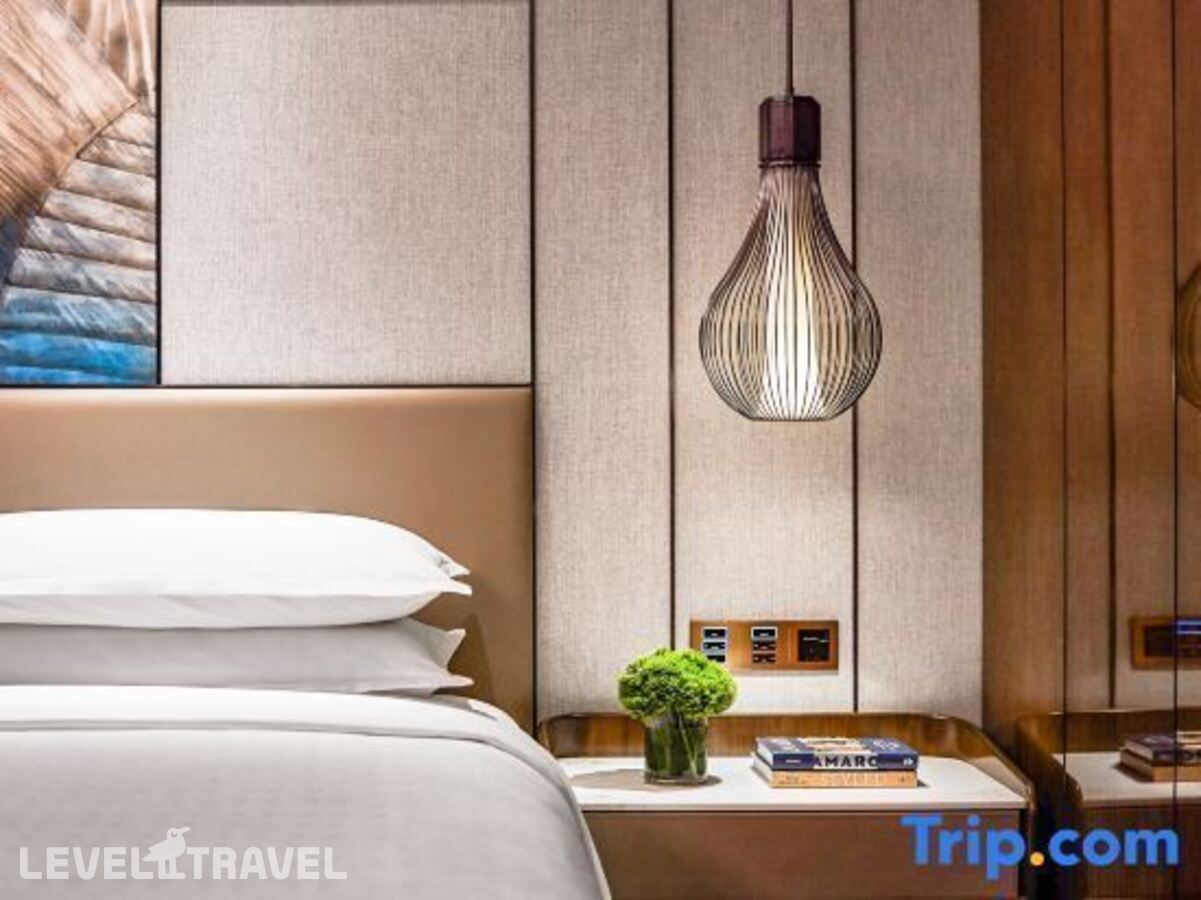 фотографии номера Делюкс с видом на реку (две односпальные кровати) отеля Sheraton Guangzhou Nansha Hotel в Китай(Гуанчжоу) - фото №1
