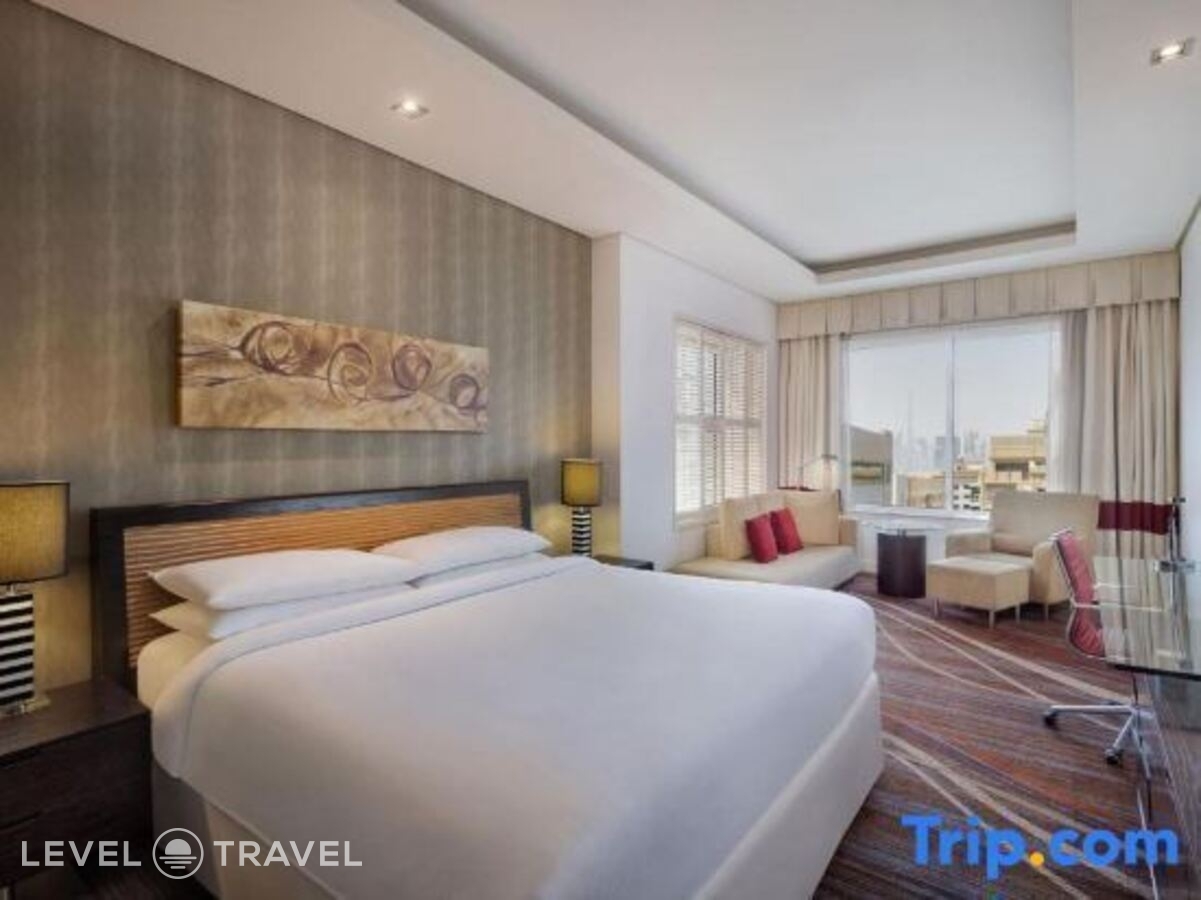 фотографии номера Люкс президентский отеля Majestic Premier Hotel (Ex. Four Points By Sheraton Bur Dubai) в ОАЭ(Бар Дубай) - фото №8