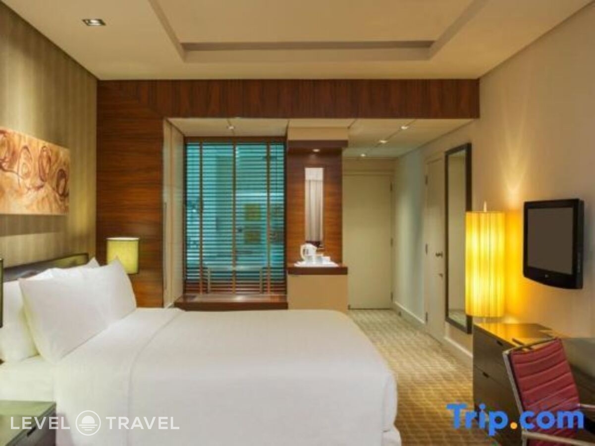 фотографии номера Люкс президентский отеля Majestic Premier Hotel (Ex. Four Points By Sheraton Bur Dubai) в ОАЭ(Бар Дубай) - фото №9
