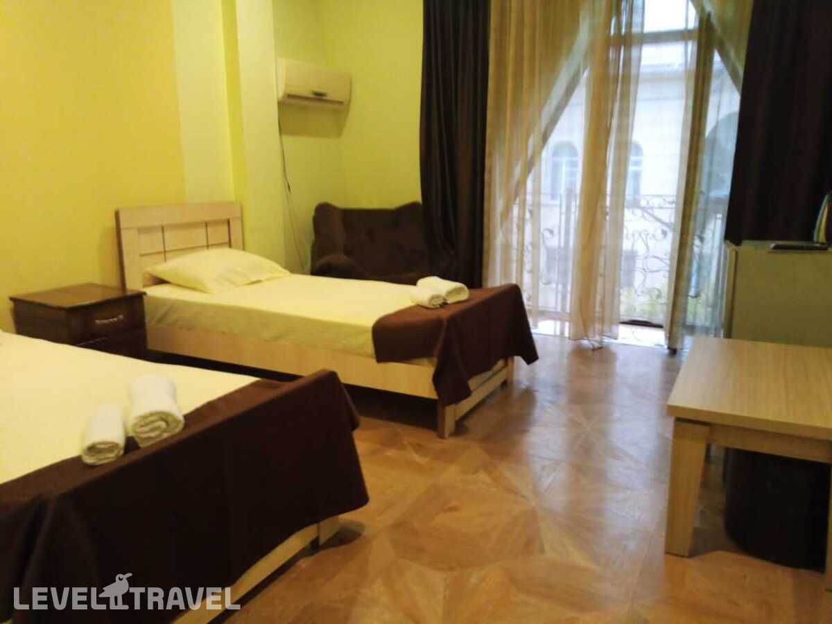 фотографии номера Семейный номер отеля Porto Franco Hotel в Грузия(Батуми) - фото №6