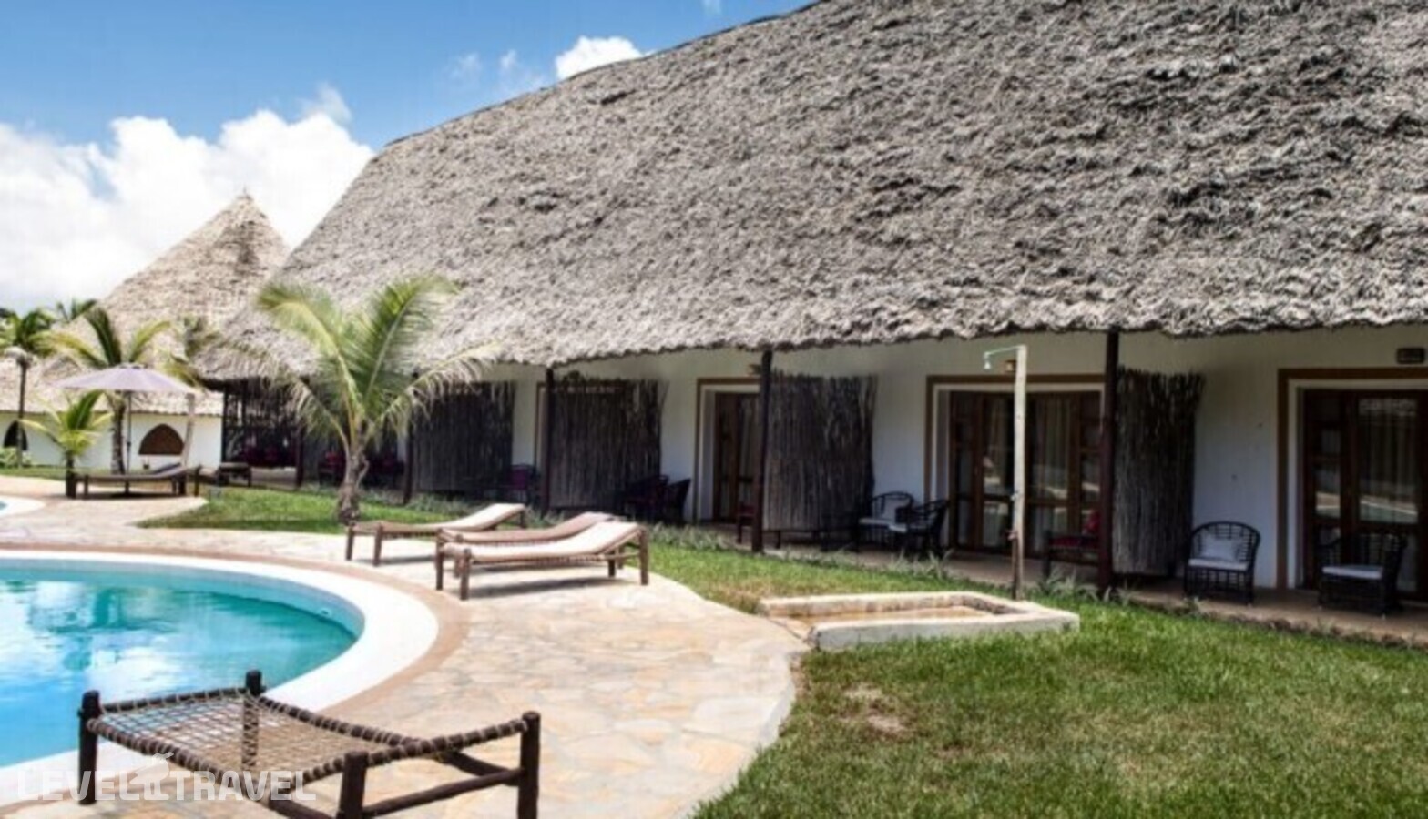 фотографии номера Номер Masai отеля Karafuu Hotel Beach Resort в Танзания(Пингве Бич) - фото №1