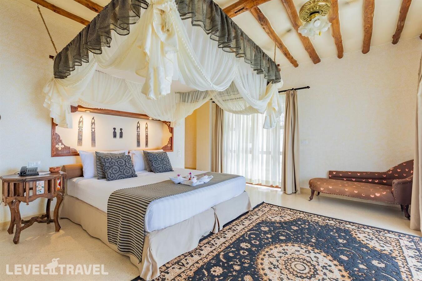 фотографии номера Вилла отеля Karafuu Hotel Beach Resort в Танзания(Пингве Бич) - фото №3