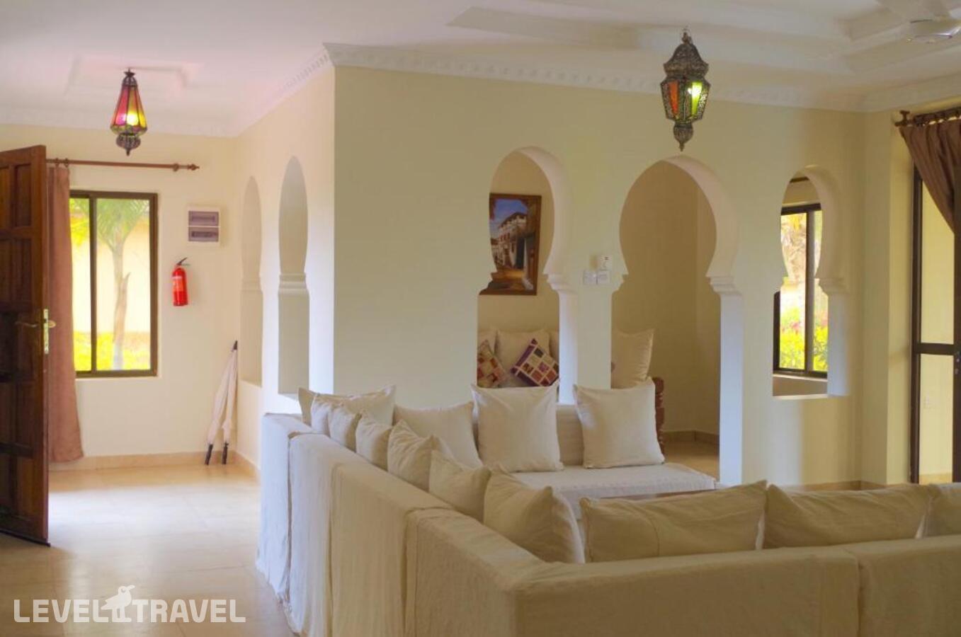 фотографии номера Вилла с частным бассейном (2 спальни) отеля The Sands Beach Resort в Танзания(Донгве Бич) - фото №3