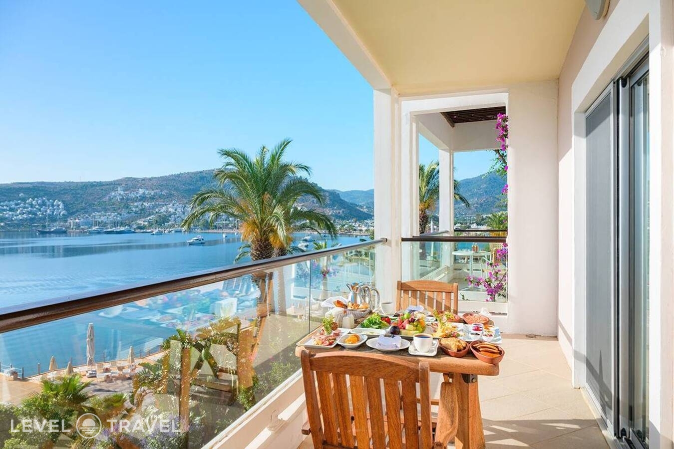 фотографии номера Люкс премиум с видом на море отеля Baia Bodrum Hotel в Турция(Гюндоган) - фото №6
