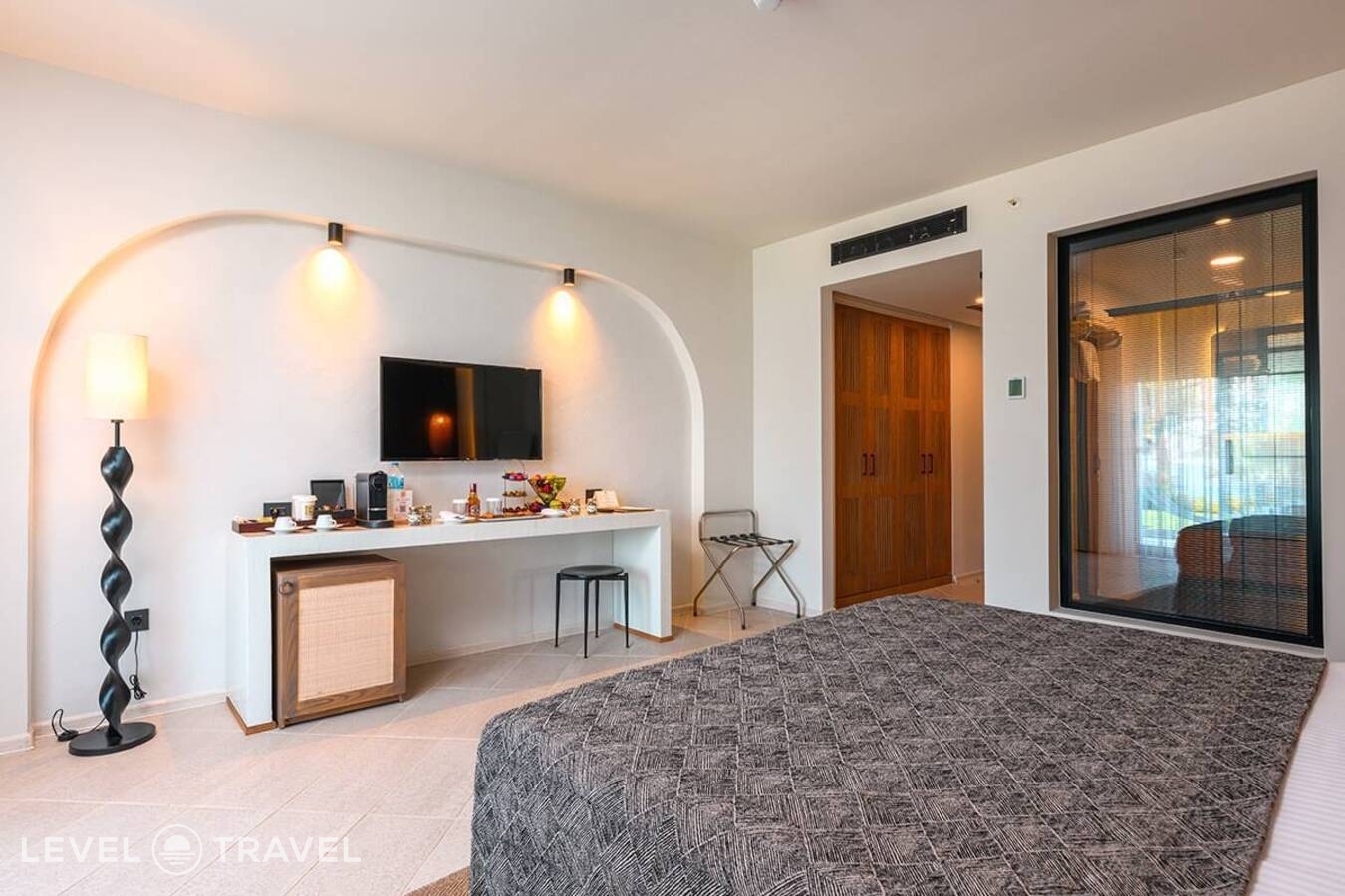 фотографии номера Премиум с террасой и видом на сад отеля Baia Bodrum Hotel в Турция(Гюндоган) - фото №3