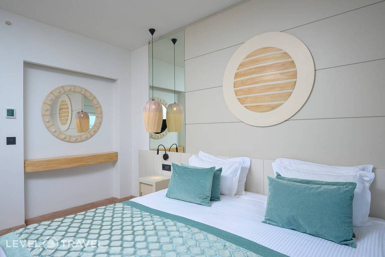 фотографии номера Делюкс с видом на окрестности отеля Baia Bodrum Hotel в Турция(Гюндоган) - фото №1