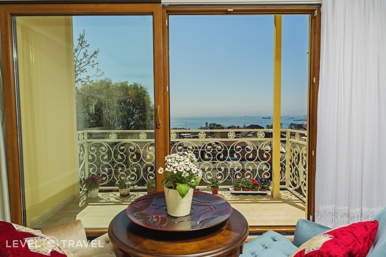 Апартаменты Luxury c 1 комнатой с балконом и с видом на море — фото 7