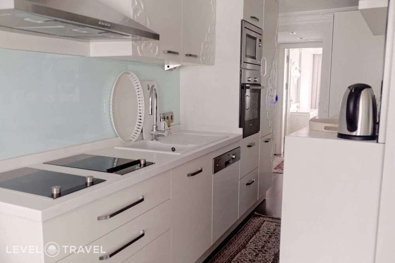 Апартаменты Luxury c 1 комнатой с балконом и с видом на море — фото 12