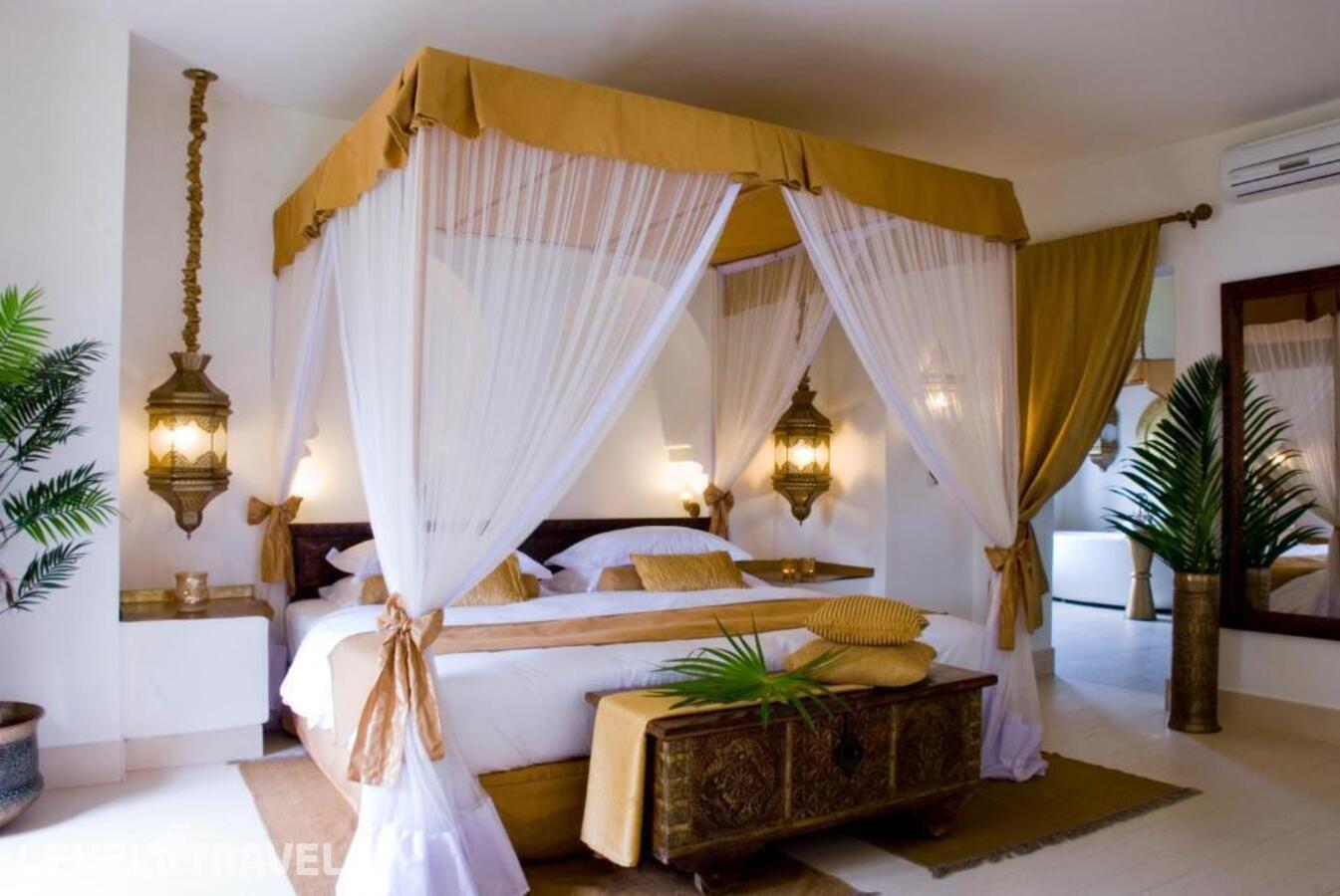фотографии номера Вилла Sultan отеля Baraza Resort & Spa в Танзания(Донгве Бич) - фото №1