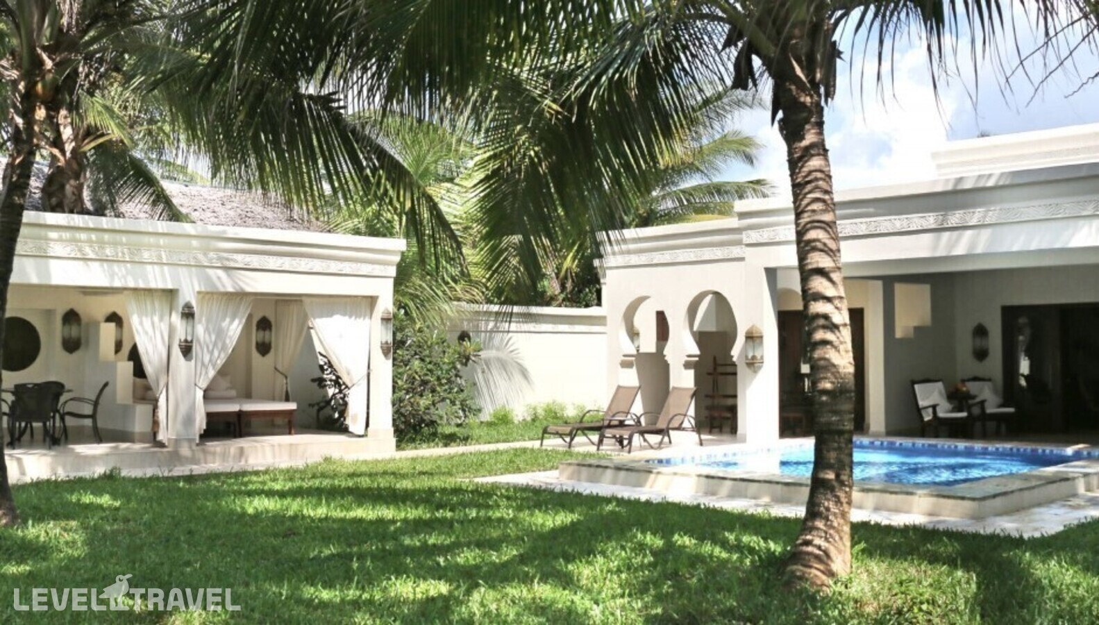 фотографии номера Королевская пляжная вилла отеля Baraza Resort & Spa в Танзания(Донгве Бич) - фото №4