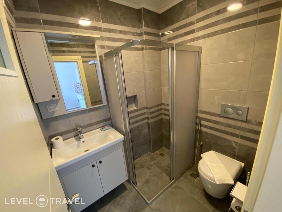 фотографии номера Апартаменты с видом на бассейн отеля Diplomat Hotel в Турция(Турунч) - фото №3