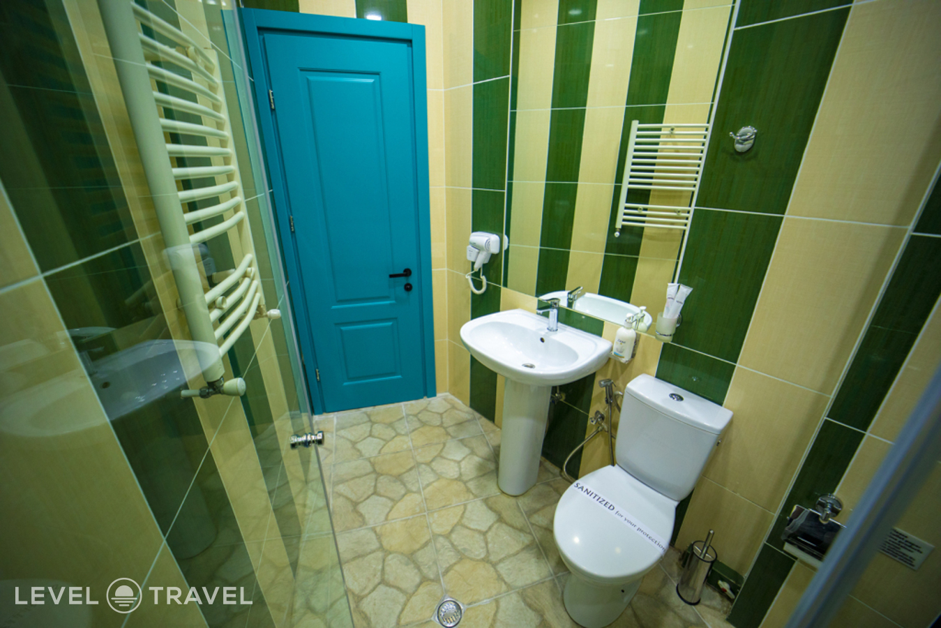 фотографии номера Улучшенный (две односпальные кровати) отеля City Inn Tbilisi (Ex. Shine On Rustaveli) в Грузия(Тбилиси) - фото №6
