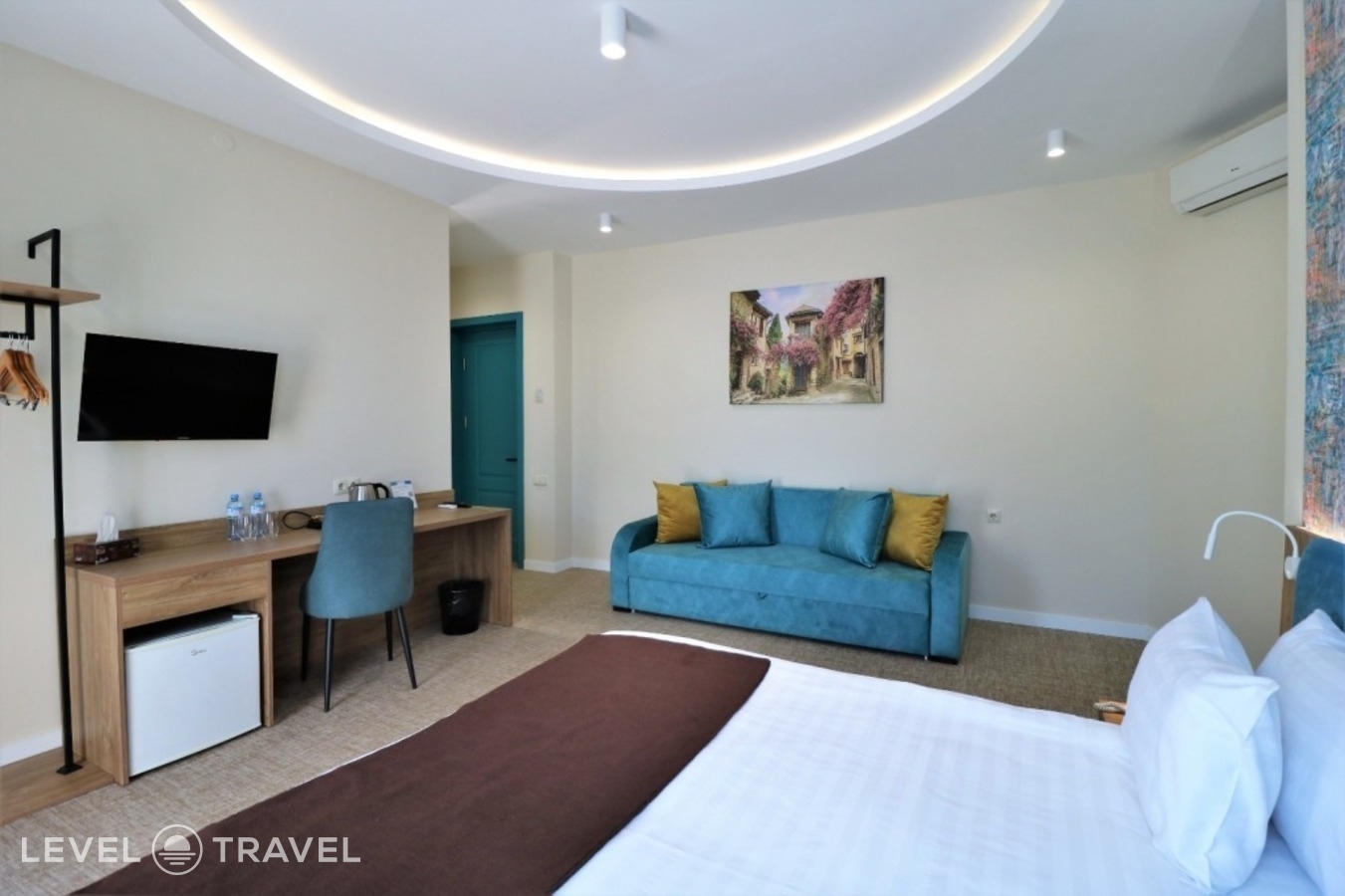 фотографии номера Улучшенный (две односпальные кровати) отеля City Inn Tbilisi (Ex. Shine On Rustaveli) в Грузия(Тбилиси) - фото №2