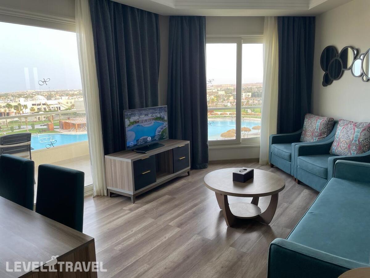 фотографии номера Полулюкс с боковым видом на море (главное здание) отеля Xanadu Makadi Bay в Египет(Макади Бэй) - фото №4