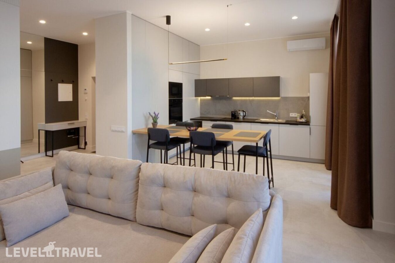 фотографии номера Апартаменты с балконом отеля Апартаменты 4кайф Residence №39 в Россия(Зеленоградск) - фото №1