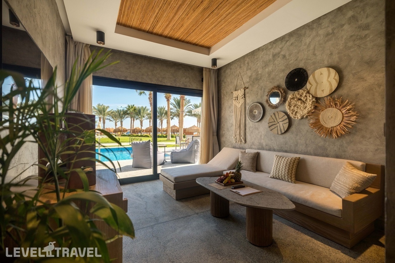 фотографии номера Представительский люкс с бассейном отеля Posh Club By Sunrise Tucana Resort в Египет(Макади Бэй) - фото №6