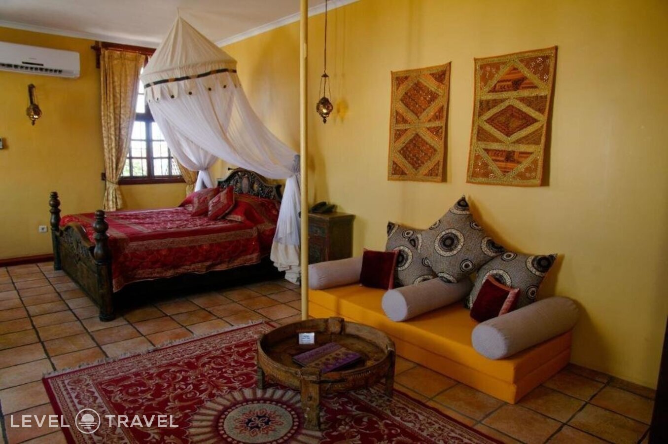 фотографии номера Люкс отеля Zanzibar Palace Hotel в Танзания(Стоун Таун) - фото №152