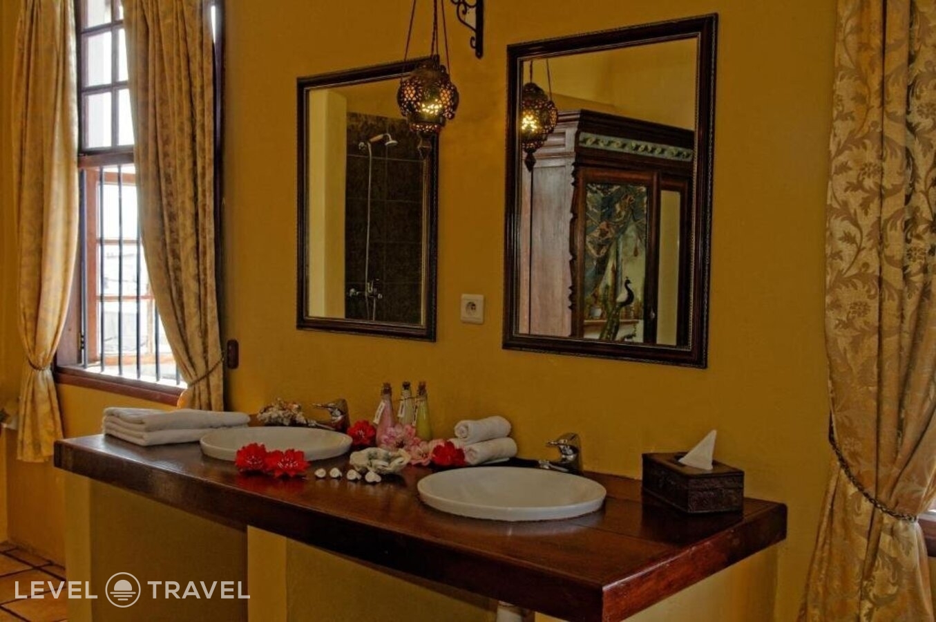фотографии номера Люкс отеля Zanzibar Palace Hotel в Танзания(Стоун Таун) - фото №111