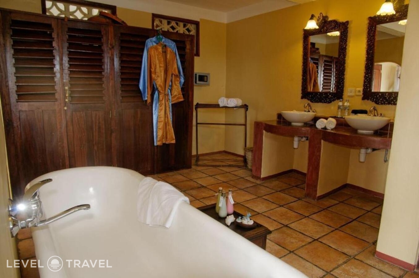 фотографии номера Люкс отеля Zanzibar Palace Hotel в Танзания(Стоун Таун) - фото №276
