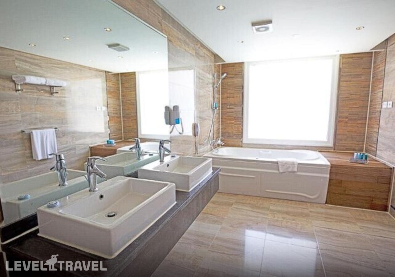 фотографии номера Люкс для новобрачных отеля Sunrise Montemare Resort Grand Select в Египет(Шарм-эль-Шейх) - фото №7