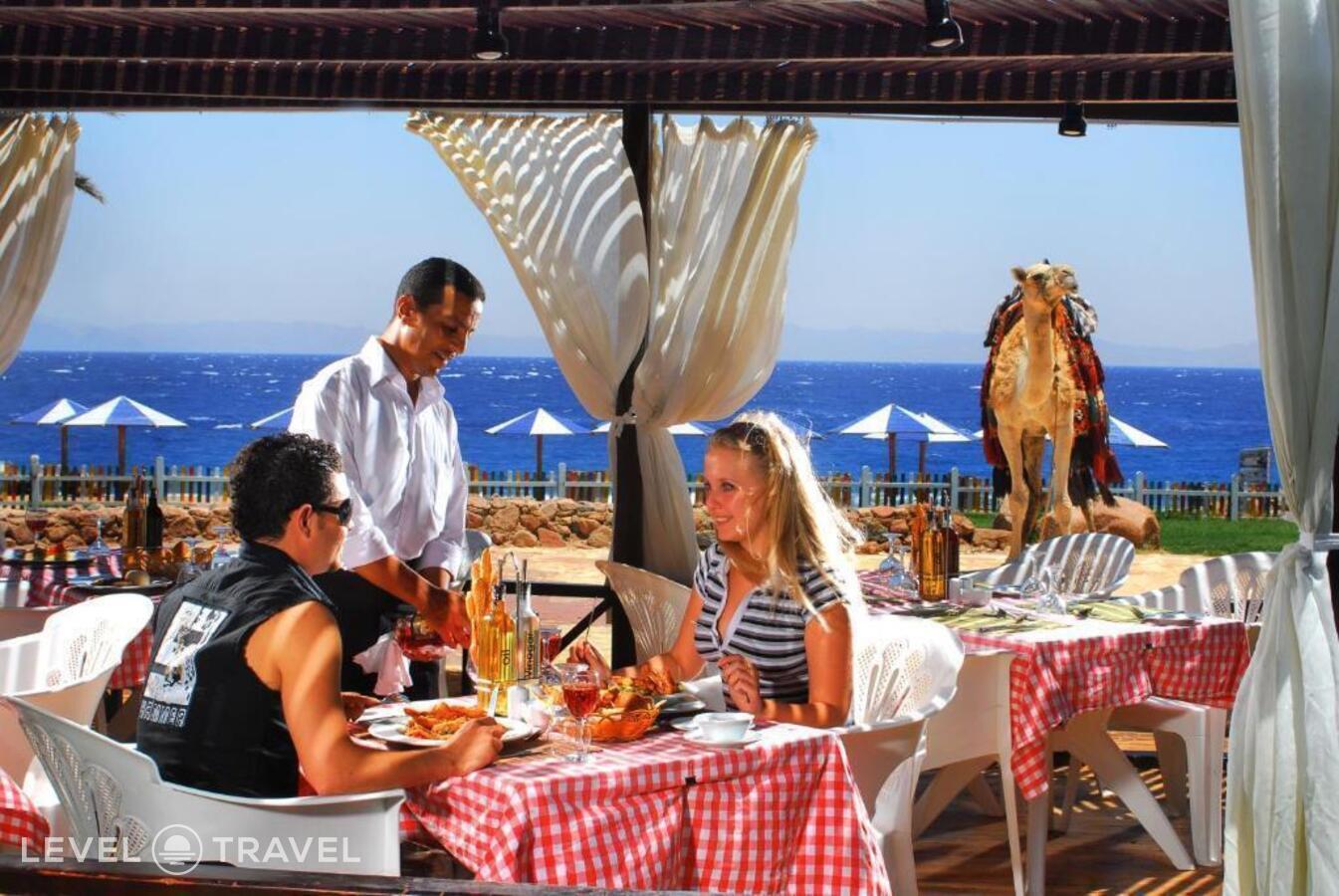 Стандартный с видом на море (две односпальные кровати) — фото 4