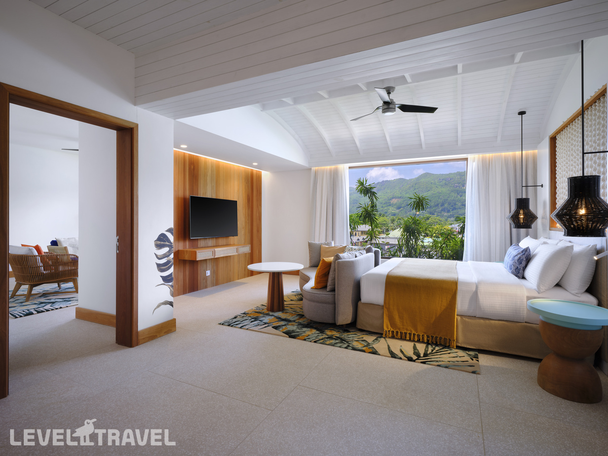 фотографии номера Полулюкс отеля Laila, Seychelles, A Tribute Portfolio Resort в Сейшелы(о. Маэ) - фото №1