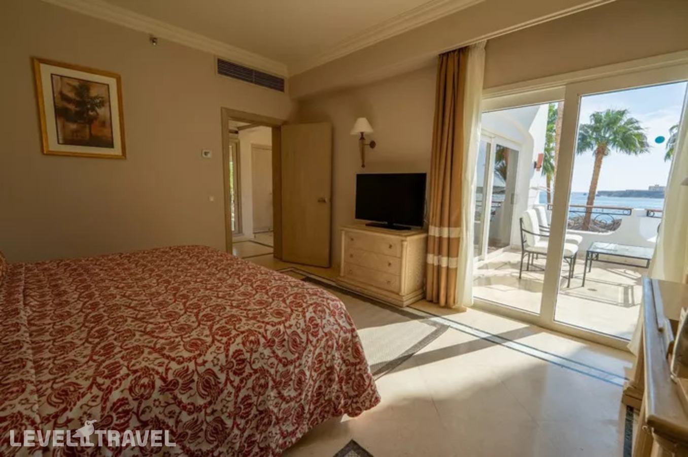фотографии номера Полулюкс с видом на море или бассейн отеля Jaz Elite Palace (Ex. Iberotel Palace) (Adults Only 16+) в Египет(Шарм-эль-Майя ) - фото №5