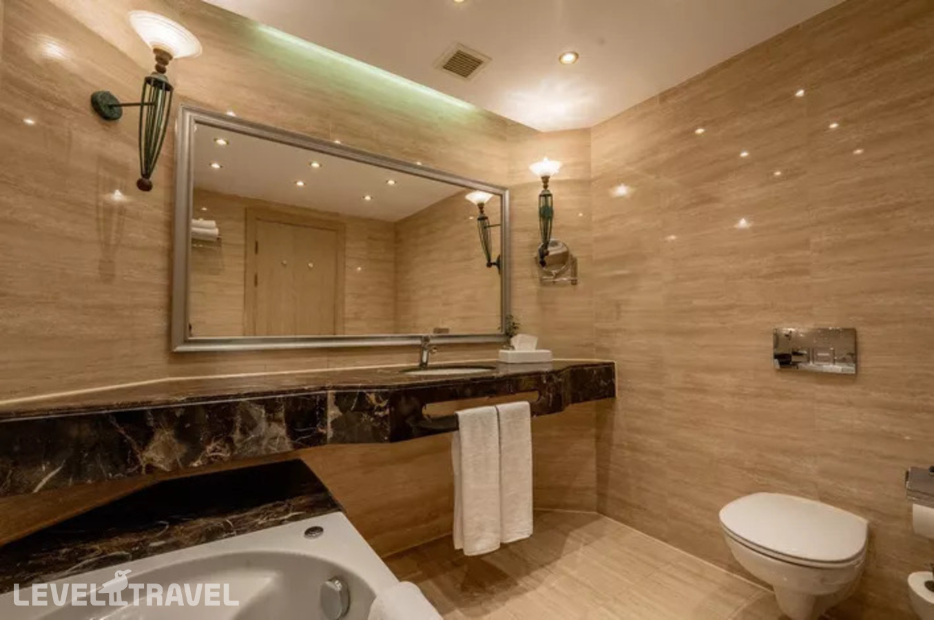 фотографии номера Полулюкс с видом на море или бассейн отеля Jaz Elite Palace (Ex. Iberotel Palace) (Adults Only 16+) в Египет(Шарм-эль-Майя ) - фото №2