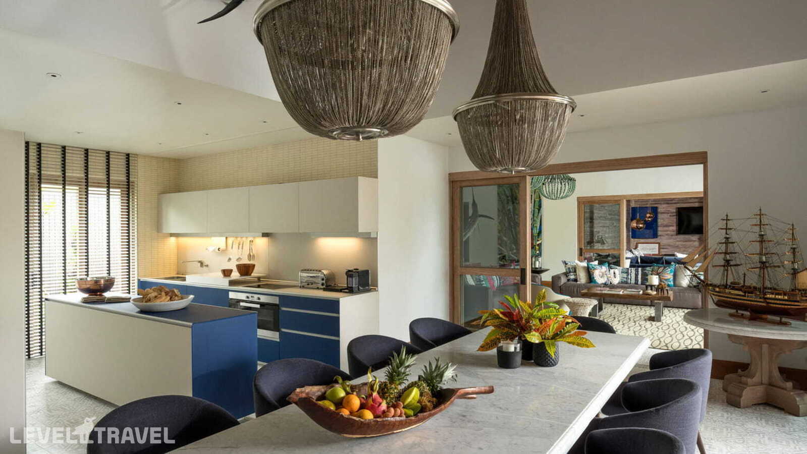 фотографии номера Президентская вилла (5 спален) отеля Four Seasons Resort Seychelles At Desroches (Ex.Desroches Island) в Сейшелы(о. Дерош) - фото №4